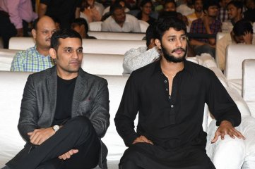 Mister Movie Pre Release Function